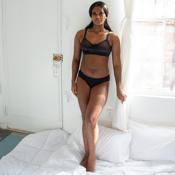 WACOAL-NWOT BACK APPEAL WIRE FREE BRA - Picture 5 of 8